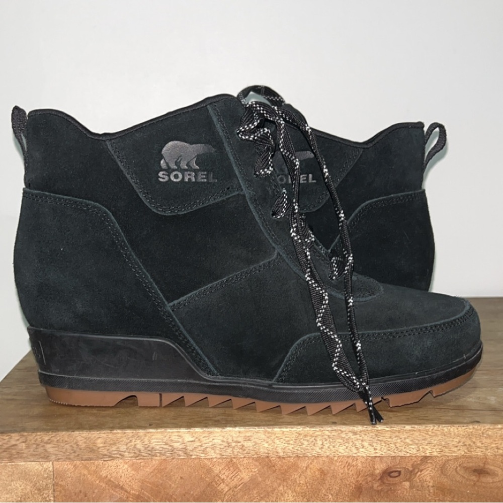 Sorel Women's Black Lace Up Wedge Boots